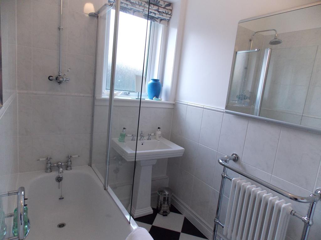 Violet Bank Apartment Morningside Edinburg Rum bild